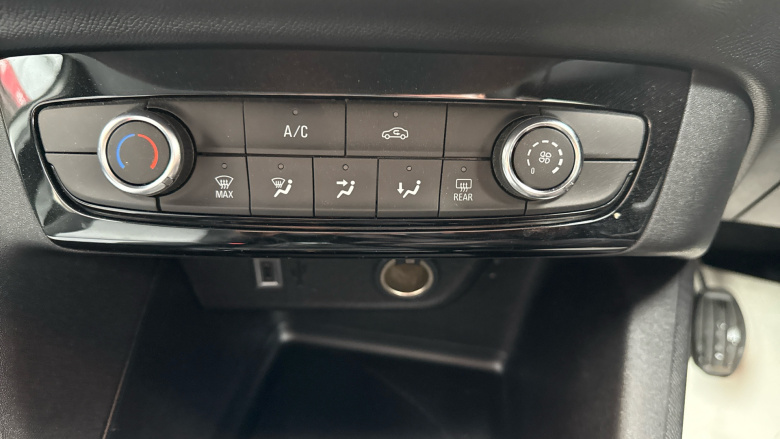 Vauxhall Corsa 1.2 Design 5dr Petrol Hatchback